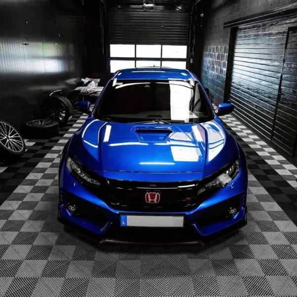 Apsauginės plėvelės klijavimas